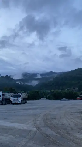 เย็นเจี๊ยบ🥶😁#สตอรี่รถบรรทุก🚛 #วัยรุ่นหัวลาก🚛 