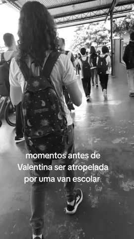 @𝖀𝖟𝖚𝖎  no velório vai tocar twice