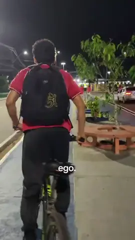 ego. #foryou #foryoupage #humor #bike #viraliza 