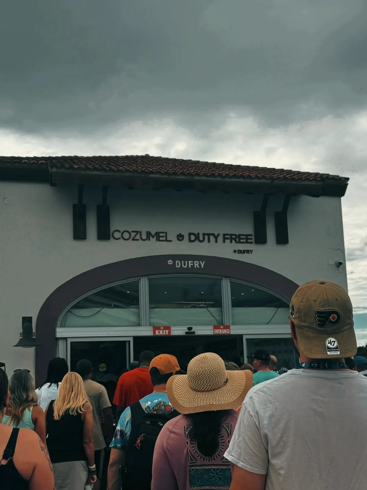 📍 Location details: Cozumel, Mexico!!! 🇲🇽 so excited to be here! tacos 7/10, beaches 7/10, over all had fun!!! #vacation #beach #mexico #cozumel #vivamexico 