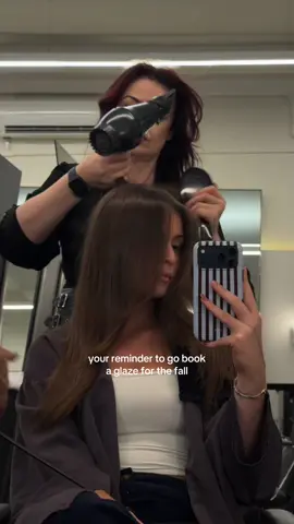 I’ve never been more obsessed with a hair color on me than rn #hairglaze #brunettehairinspo #fallhaircolor #chocolatebrunette #cooltonedbrunette 