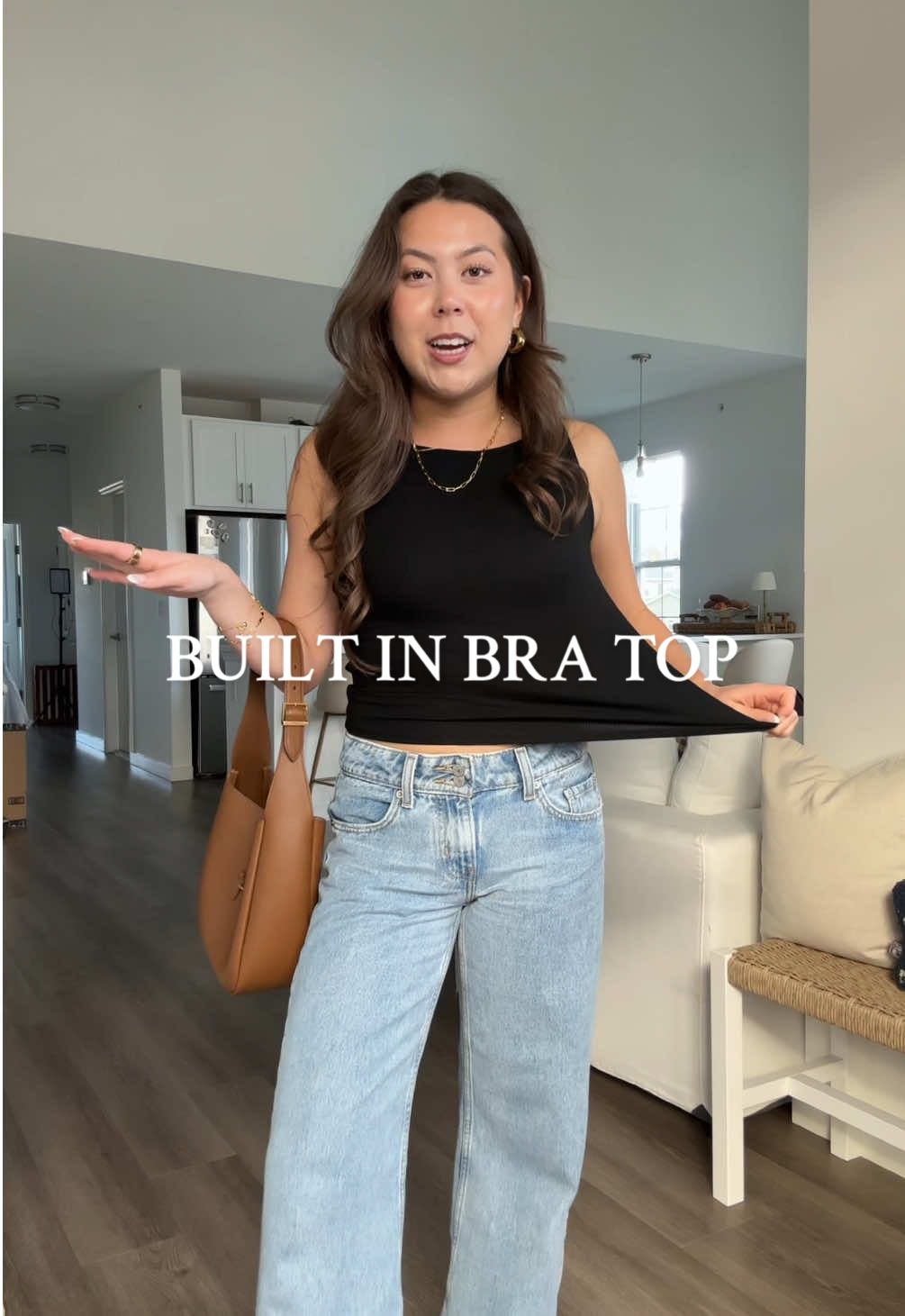 easiest and comfiest top that always looks put together 🫶🏻 I’m 5’2 wearing a small! #builtinbra #builtinbratop #bramitop #tiktokshopcreatorpicks #tiktokshopblackfriday @Klassy Network 