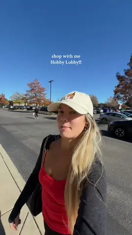 10/10 Christmas decor at hobby lobby rn❤️👏🏼 #girly #christmas #haul #shopping 