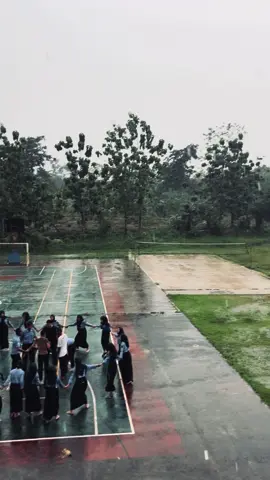 hujan pasti turun lagi, tapi hujan’an sekelas ga akan terulang lagi🥺💙 #xitkj1 #smkbisasmkhebat #skanega 