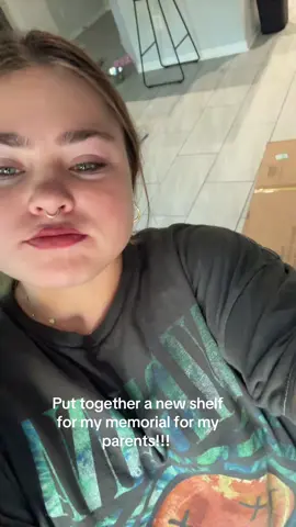 I did this for my moms birthday but check out the shelf below so you can have one too!!! So cute!! #foryou #foryoupage #ttshop #tiktokshop 