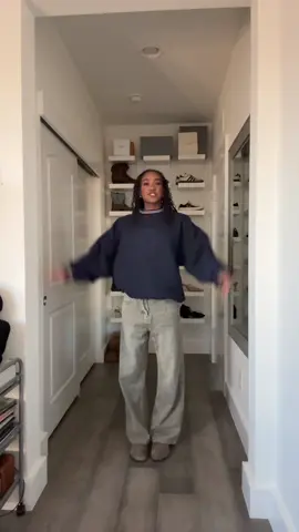 Let’s figure it out #grwm #getdressedwithme #gdwm #outftinspo #OOTD 