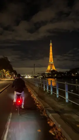 paris by night 🌙