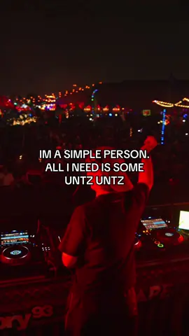 EDM forever ❤️🪩 @Escape Halloween #escapehalloween #edm #techno #untzuntz #southstar @southstar 