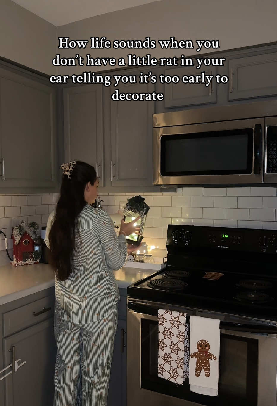 Best time of year to be someone who enjoys being holly and jolly #christmas #momlife 