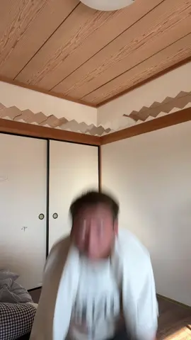 体が硬いってこういうことか、#中国ダンス  @トレーサーじが 