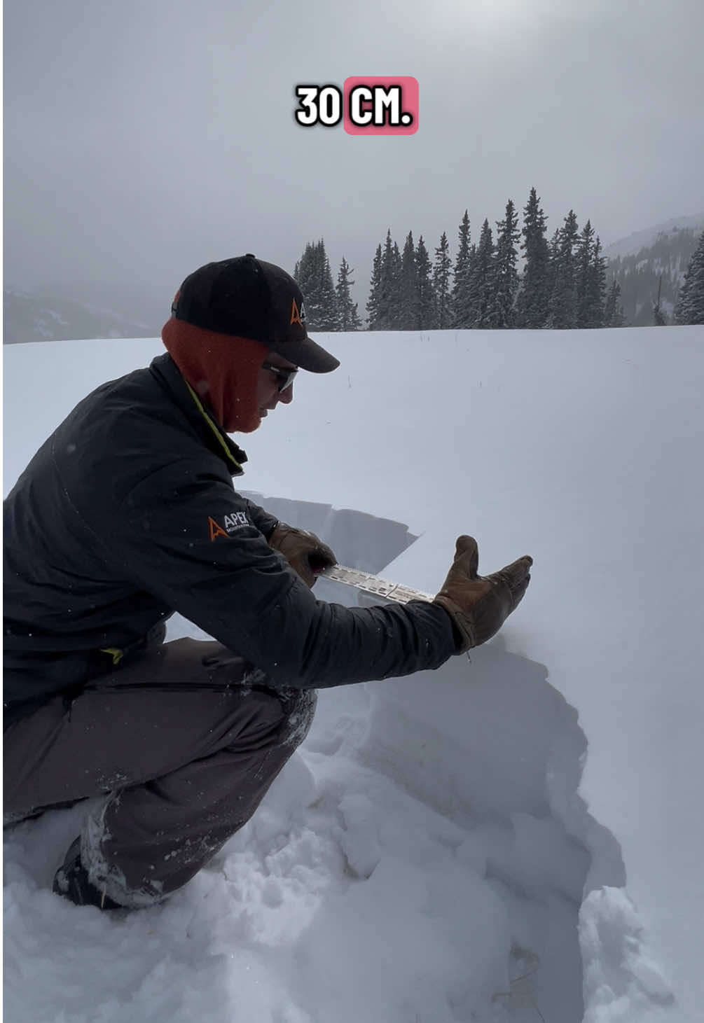 Just a reminder it’s a good time to sign up for an avalanche safety class!  . . #snowboarding #snowboard #skiing #ski #snow 