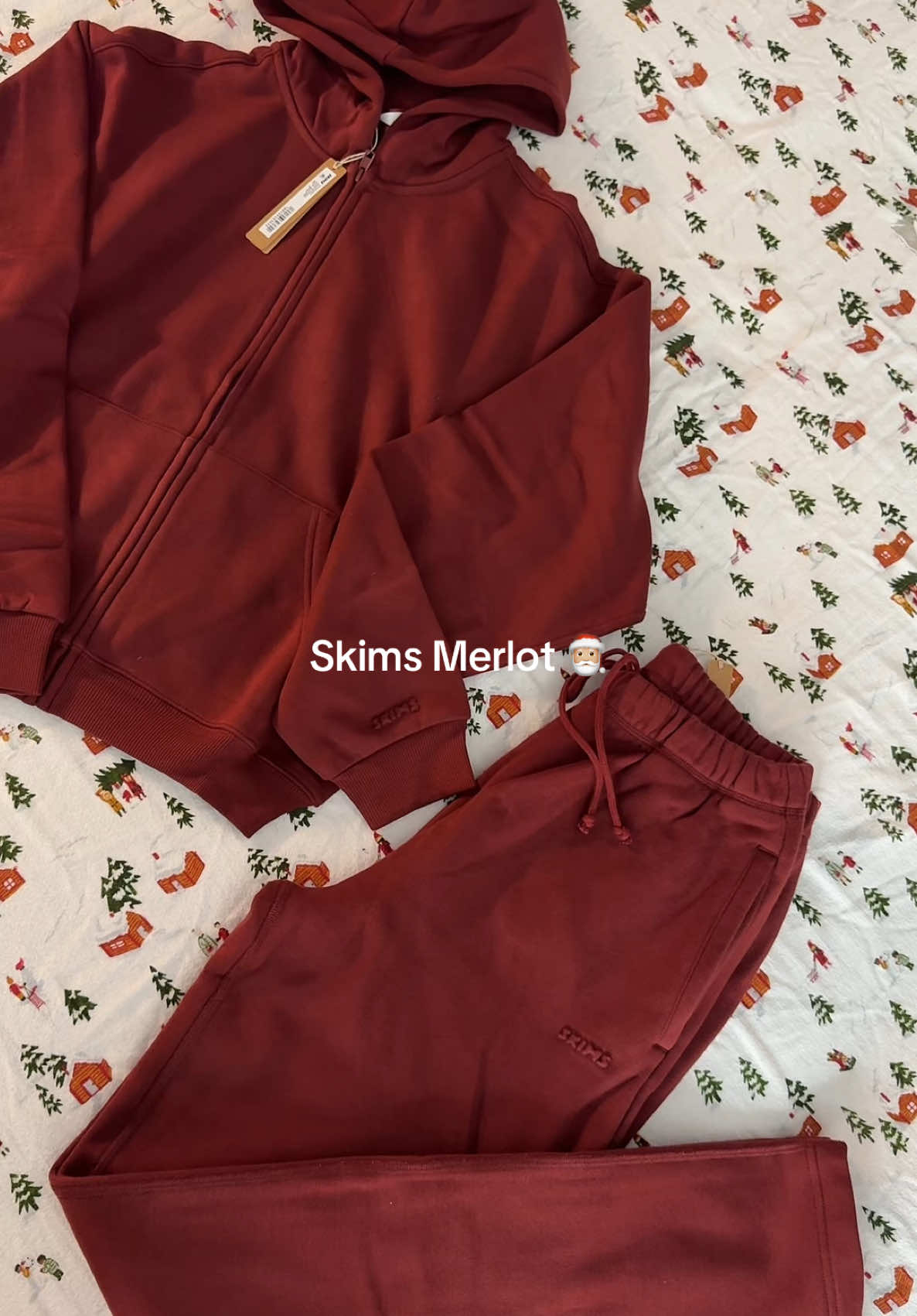 Couldn’t resist the Skims Holiday drop 🎅🏼 #skims #christmas #holidays #haul #shopping 