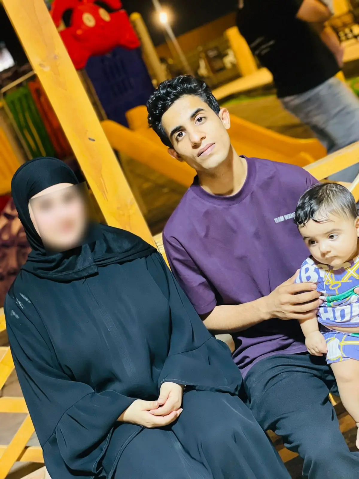 شلون ننساك يا سلوم وصورك تارسه عيونه ليت عمري لايطول من بعدك😞💔#مقبرة_وادي_السلام_النجف 