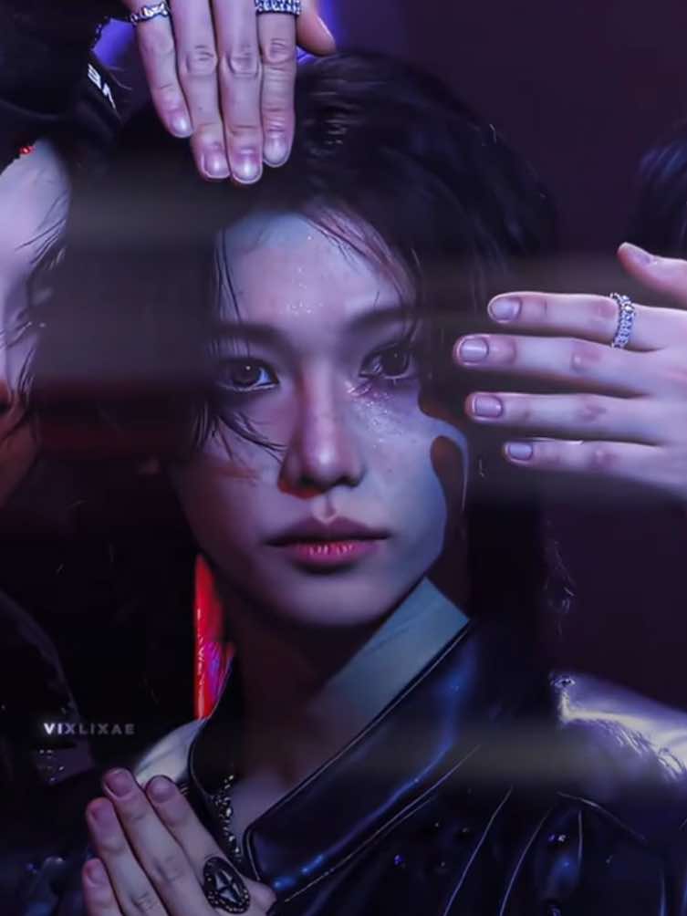 #FELIX || in honor of black haired Lix being back, possibly?? Hopefully?? I edited one of my fav fancams || #felixedit #felixstraykids #leefelixedit #straykids  Tags:||@𝓜𝓮𝓵 ❦ @𝑳𝒊𝒏𝒂ఇ @𝑳𝒂𝒓𝒂ִ ࣪𖤐 @Star ˗ˏˋ ★ ˎˊ˗ @lia ᢉ𐭩 