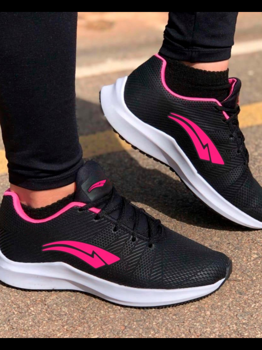 Dê uma olhada em Tênis feminino na promoção adulto leve confortável para esporte e lazer super barato por R$44,97. Compre na Shopee agora! https://s.shopee.com.br/3AzOWZI0b8