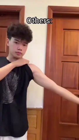 Apel rasa bawang nehh 😭