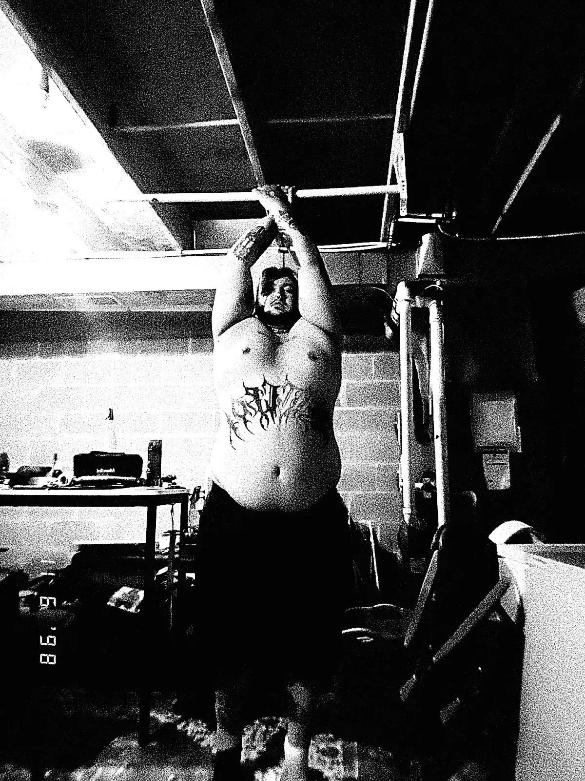 that's right act like you're tied up 🫣😅 #thiccboi #thirsttrap