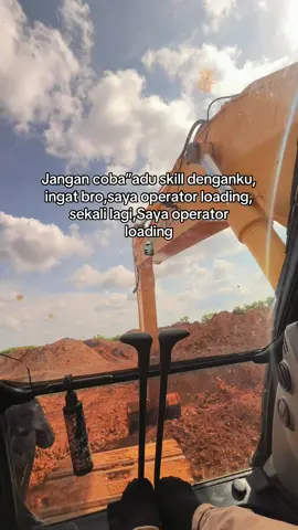 Hanya bisa loading anjj😫🤣#helperexcavator #operator_excavator #hitachiexcavator #storytambang 