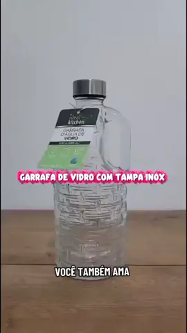 🔥💧 Comente“EU QUERO” que te envio o link no direct! Elegância e praticidade em um só produto! A garrafa de vidro transparente com tampa inox é perfeita para organizar a sua geladeira com muito estilo. 🥂✨ Feita em vidro resistente e com acabamento moderno, ela mantém o frescor das bebidas e dá um toque sofisticado à sua mesa ou geladeira. Ideal para o dia a dia ou para receber com charme! 💫 #GarrafaDeVidro #TampaInox #MesaPosta #CozinhaChique #DecoraçãoComEstilo 
