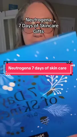 The Neutrogena seven days of skin care gift set would be perfect for literally anybody on your shopping list whether it’s a coworker or your favorite delivery driver #Neutrogena #neutrogena7daysofskincare #tiktokshopcreatorpicks #TikTokShopBlackFriday #tiktokshopcybermonday 