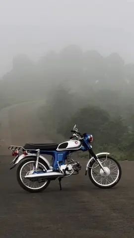 Mây mù kín lối anh về ❄️#cl50 #xe67 #honda67 #cd50 