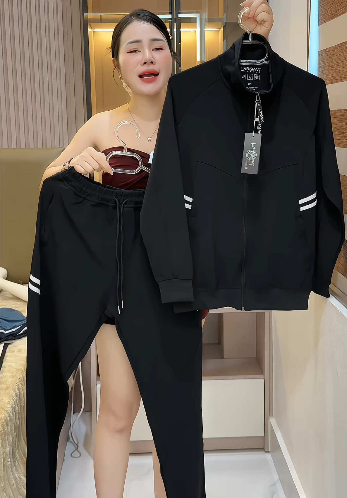 Bộ thể thao nam  cao cấp nhà #laroma