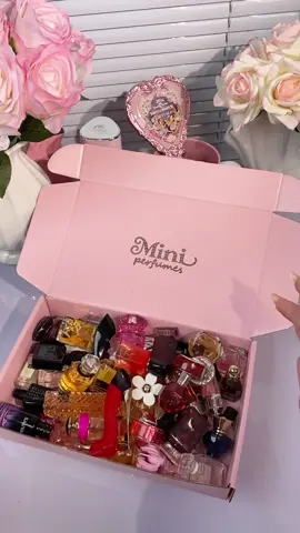 I like perfume !!! #perfumetiktok #perfumecollection #perfumeaddict #parfumviral #perfumes 