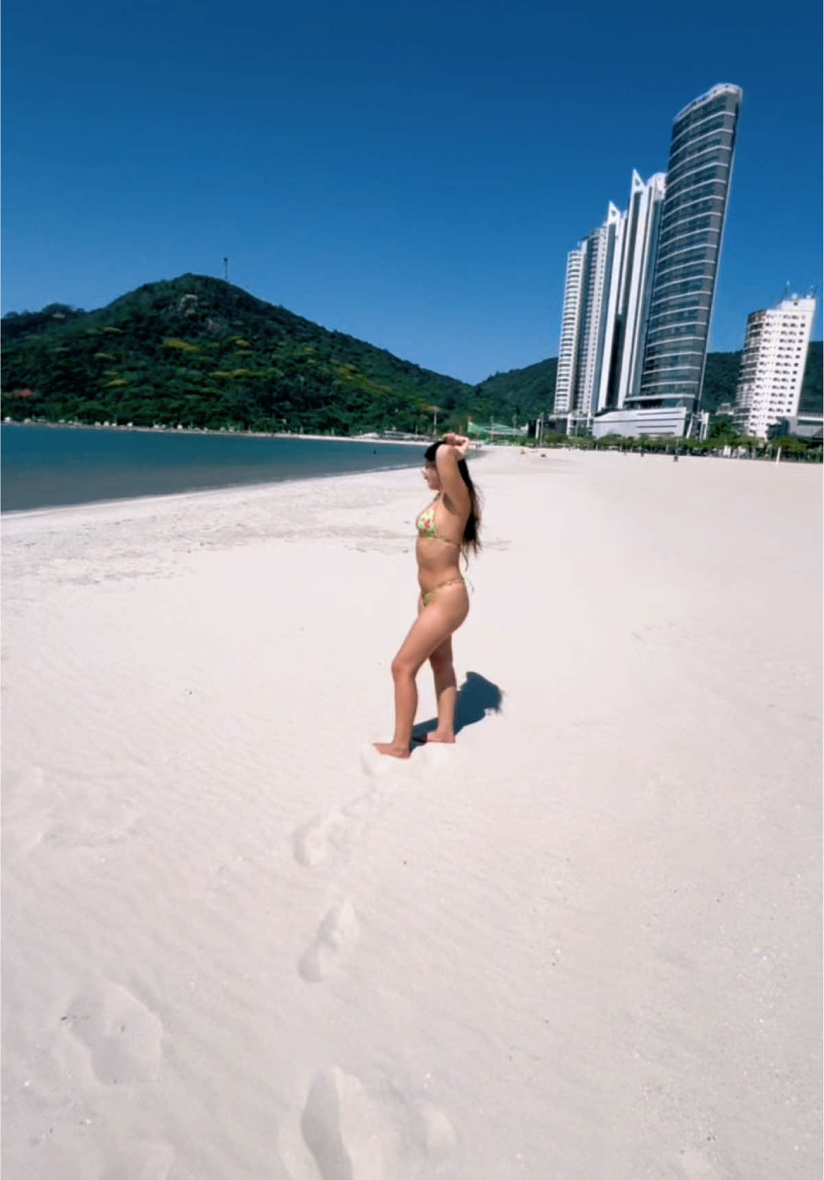 VAMOS TIRAR UMAS FOTO NA PRAIA #viral #manu #casal #humor #shorts 