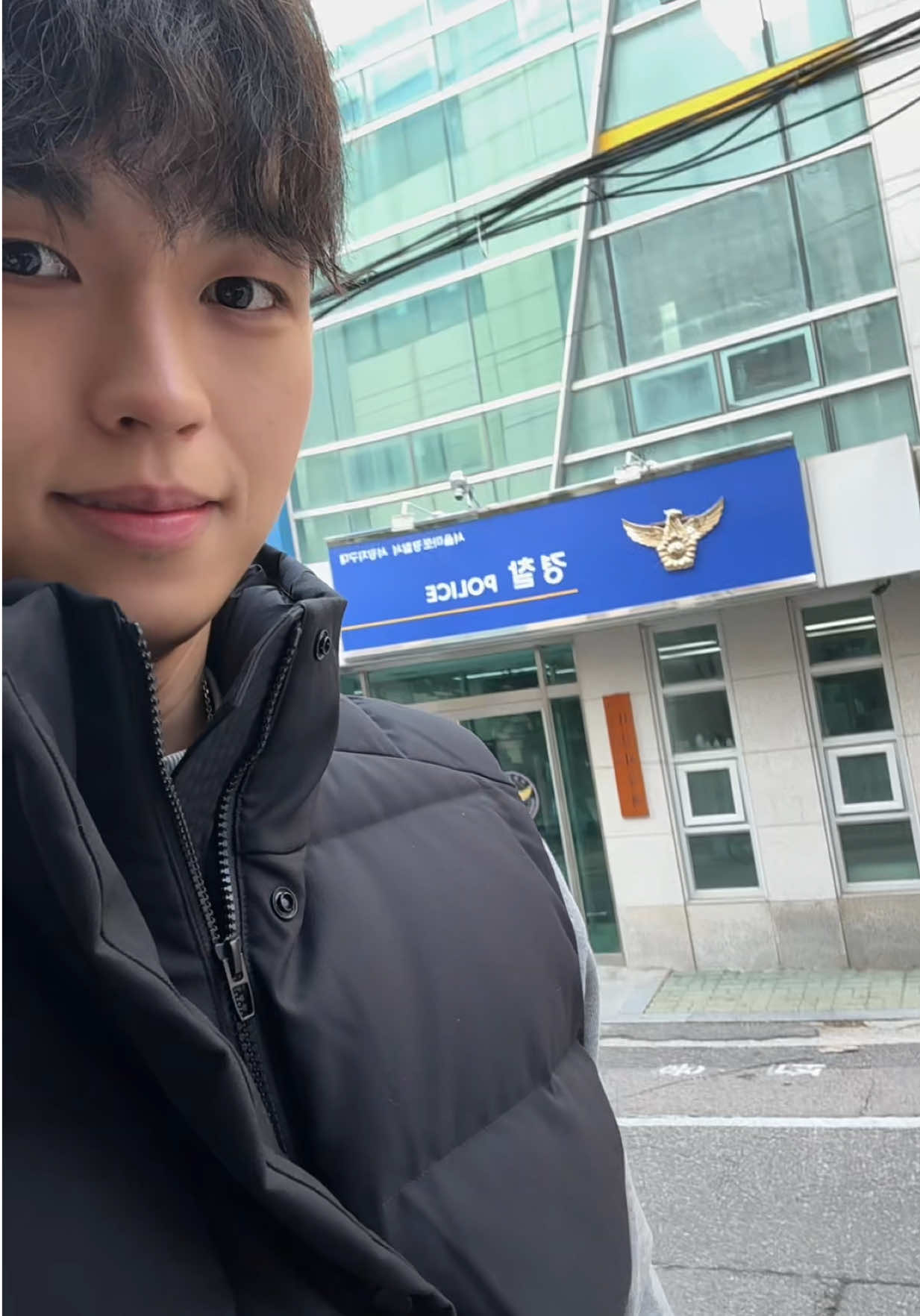 체육관 앞엔 경찰서가 있습니다💙