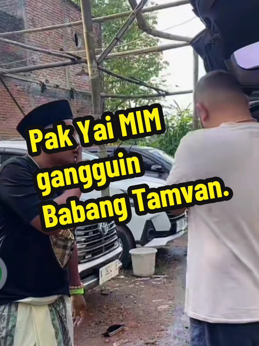 Pak YaiMim gangguin Babang Tamvan yg satu ini loh wkwkkw 