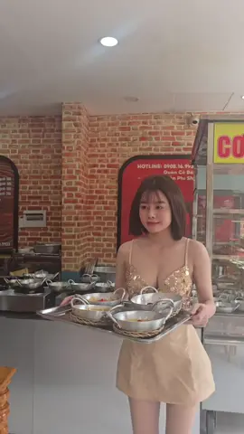 #CapCut 📍 Ghé ngay Cơm Chảo Út Long để thưởng thức bữa trưa ngon như cơm mẹ nấu ⏰ Mở cửa: 10h00 – 20h00 📌 Địa chỉ: [101 E gò xoài bình tân ] ☎️ Đặt món: [0908169933] Giá chỉ từ 40k phần  #ngocsaigonpho  #comnieubinhdan  #toiladanbinhtan