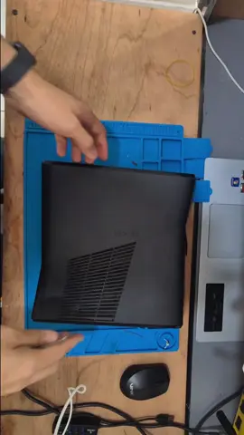Limpeza Xbox 360 Slim, Parte 1. Como abrir o Xbox 360. #asmr #xbox #xbox360 #videogame 