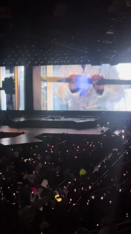 Go see this tour you want be disappointed. This intro was fire 🔥. This is the fist time that Brandy and Monica have co-headlined a tour together. Over 25 years in the making #theboyisminetour 