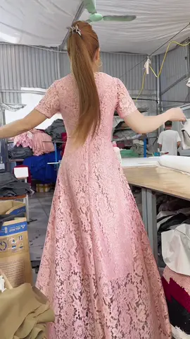 Đẹp ạ #xuongmaykienthuy #damditiec #xuhuong #thoitrangnu #damdahoi 