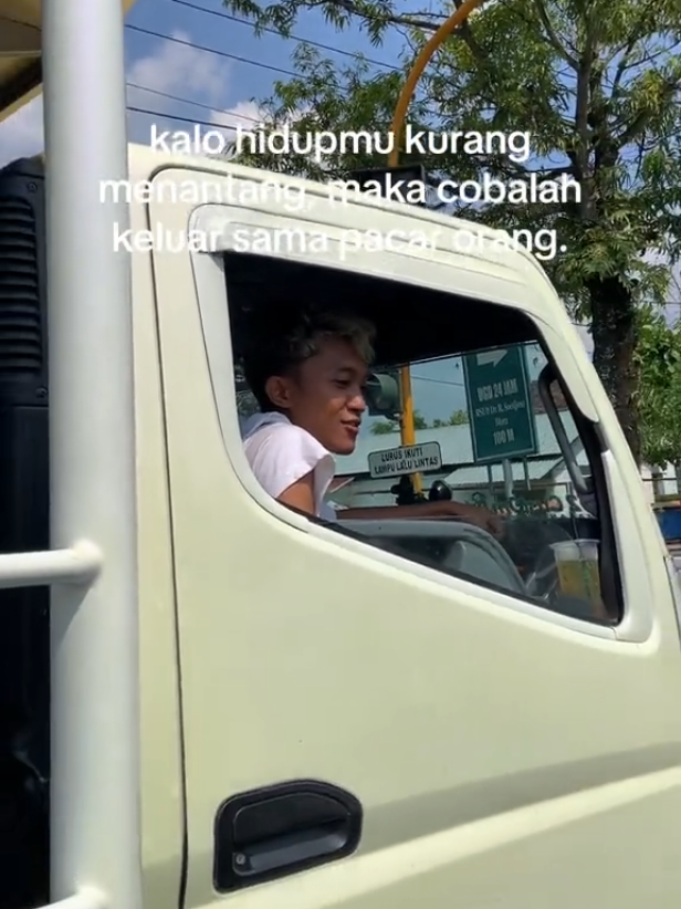 wuhhh😱  #sodrekerskotajati #cctvbloraoys #trucklovers_indonesia #rendiandikaofficial #cctvbloraleh 