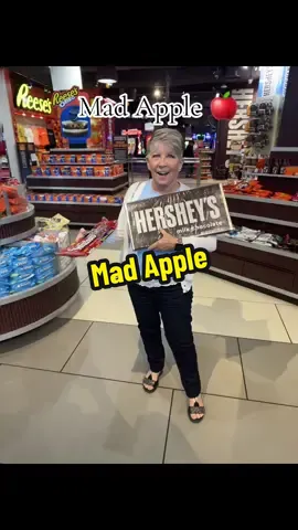 Mad Apple #lasvegas #vegas #traveltiktok #traveltips #fypシ゚viral 