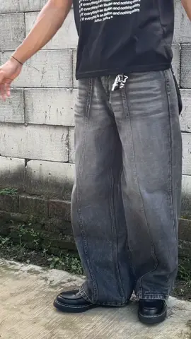 #jaluroutfit17 #outfitidea #celanabaggy 