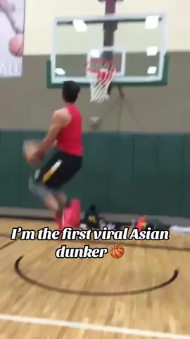 #throwback to 2015 where this video led me to playing professionally. Did a terrible job documenting but crazy to look back at what I was capable of doing #dunk #dunking #slamdunk #basketball 