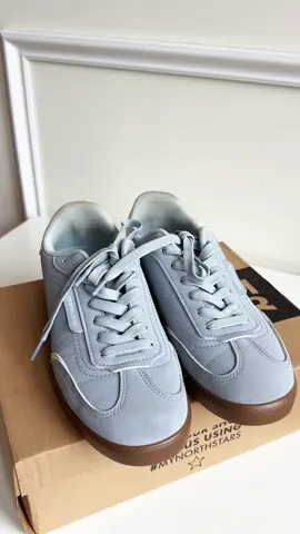 Jujur, kalian udah pada gak sabar kan?🤭 #SuperBrandDay #BrandDay #bata #MyNorthStars 