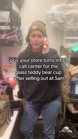 ITS SOLD OUT YALL @Jennie #starbucks #starbuckslaunch #holiday #baristatok #teddybearcup  