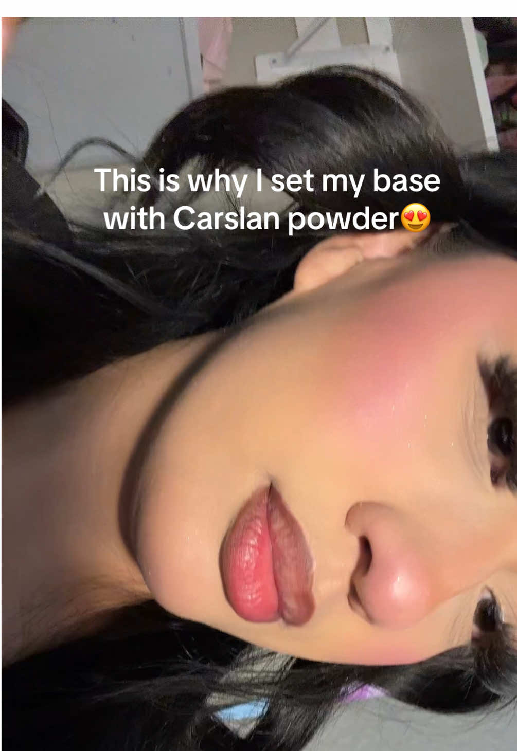 I uses the pink shade & woww😍 it’s the blur for meee. @carslan_us #tiktokshopblackfriday #saigeenterprises #beauty #blurringpowder 