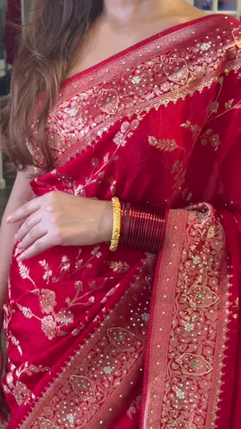 Visit us for our bridal trial and Buy where we blend mass & premium fashion to bring you affordable ethnic elegance ✨ 📍 Gairidhara, Saraswati Thaan Marg (just after Bhumiputra) Find us easily on Google Maps, Indrive & Pathao as Sleekchic by Rashmi 🕒 11 AM – 6:30 PM (If you’re visiting earlier or later, please call us first 📞) 📞 9705502025 / 9826946727 / 9815056962 Before you ask 😉 yes, we customize blouses based on the precise measurements you provide! #fyp #shippingworldwide🌍✈️ #bridal #bride #red 