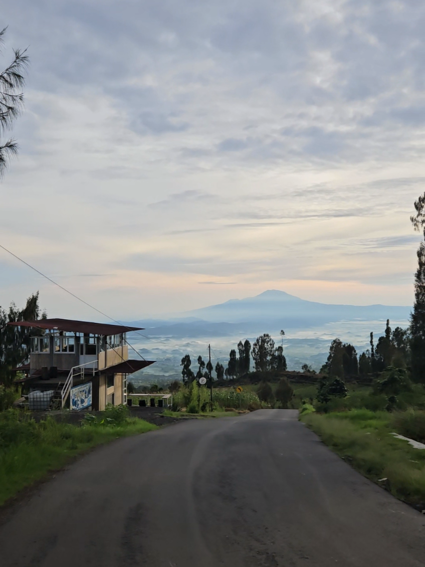 #views #tanjakansemati #sindorosumbing #atasawan #fyourpage 