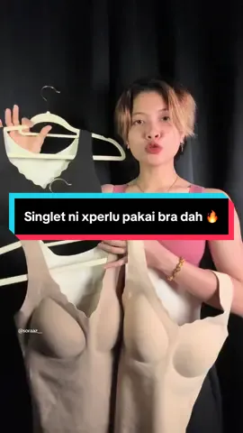 Wow, pakai dengan kebaya jarang ni dah settle kan? 😳 #singletbra #shrilan #bajudalam 
