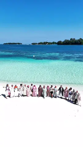 BOOKING NOW!! Open Trip & Private Trip  Pulau Harapan 🏝️🏖️ Include • Tiket Kapal PP Kaliadem/Marina Ancol -  Pulau Harapan & Asuransi • Homestay  • Makan 3x • Jelajah Pulau pulau lain & snorkeling (alat) • life jacket (Pelampung) • Kapal Jelajah Pulau lain  • Alat snorkeling • Guide lokal • Kamera underwater (GoPro Hero 11) • BBB (ikan bakar) INFO LEBIH LANJUT RESERVASI PULAU HARAPAN  Phone WhatsApp Instagram: @harapan.island #fyppp #pulauharapan #pulaudolphin #pulauseribu #opentrip