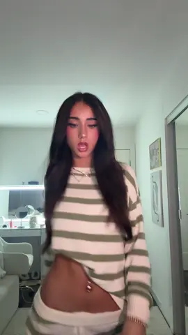 POKER FACE ♠️♥️♣️ #fyp #dance #pokerface #dancetrend #viral 