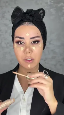 #fyp #makeupforbeginners #makeuptutorial #creatorsearchinsights #beautyhacks 