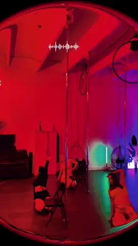 #chairdance #chairography #chair&pole #poledancer #floordance