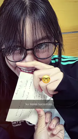 🤓🤓 #hillaryabigail #lilyjkt48 #jkt48newera 