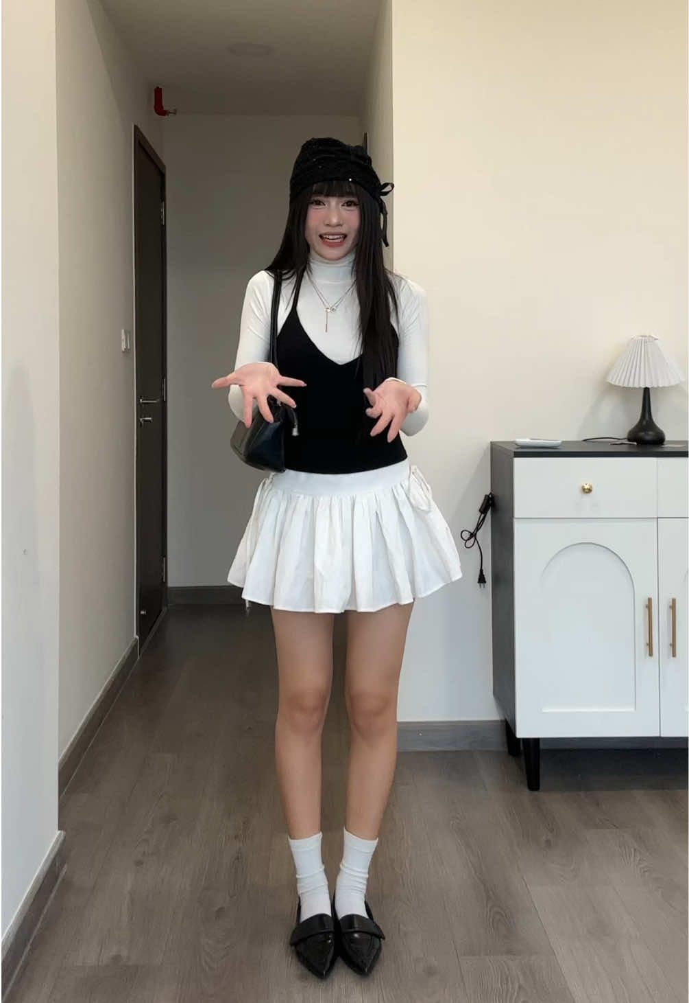 Khi tuii thử lò vi sóng đồ hè để mang cho thu đông năm nay kiểuu @JUICY CLUB #OOTD #viral #2chijbell 